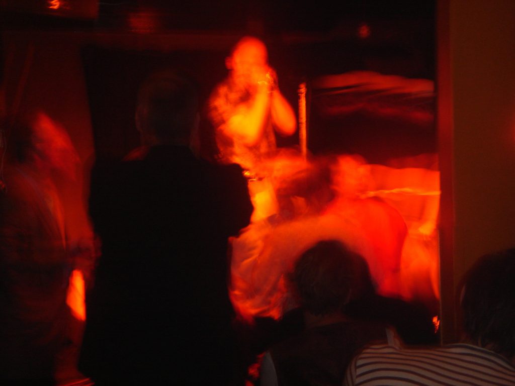 Red Hot Blues – Live Blues music in Club Mojo, Copenhagen | November 2005 | Sony Cyber-shot DSC-T7